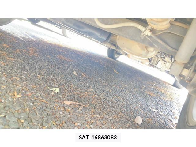 Suzuki SPACIA 2013-07 7359923-20
