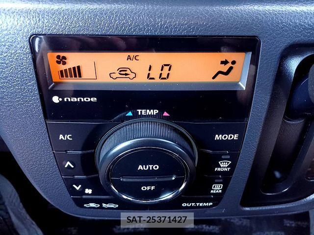 Suzuki SPACIA 2015-12 7394220-19
