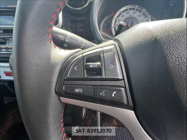 Suzuki SPACIA 2019-10 7394221-23