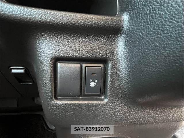 Suzuki SPACIA 2019-10 7394221-27