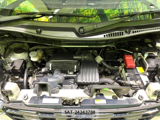 Suzuki SPACIA 2019-07 7394218-17