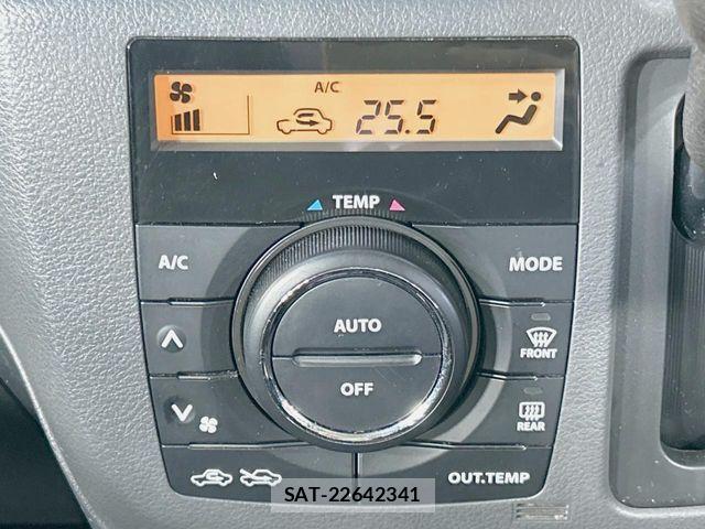Suzuki SPACIA 2013-09 7394222-4