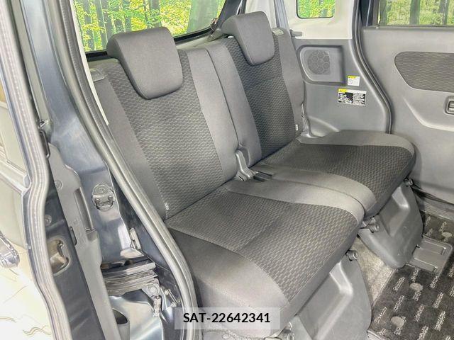 Suzuki SPACIA 2013-09 7394222-8
