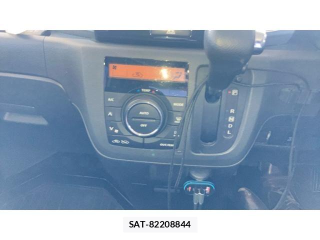 Suzuki SPACIA 2013-06 7394223-15