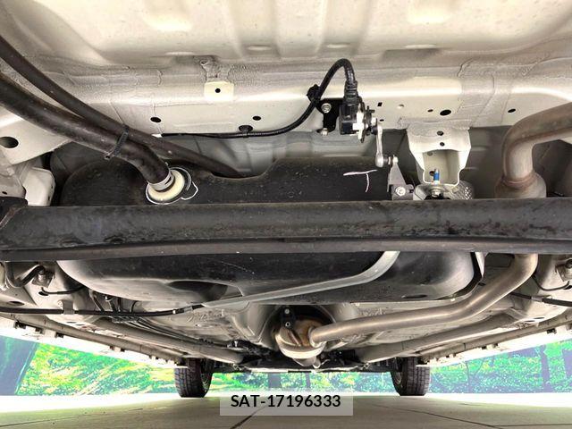 Suzuki SPACIA 2019-11 7394217-18