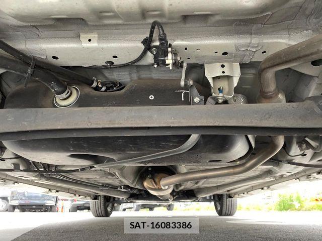Suzuki SPACIA 2018-04 7458028-18