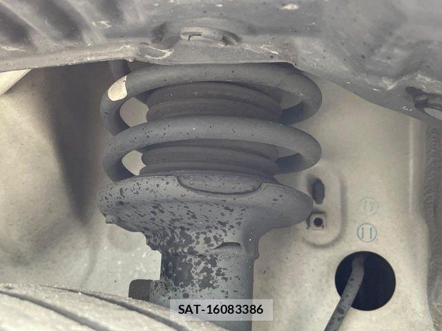 Suzuki SPACIA 2018-04 7458028-19