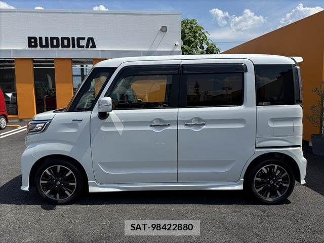 Suzuki SPACIA 2018-09 7458027-10