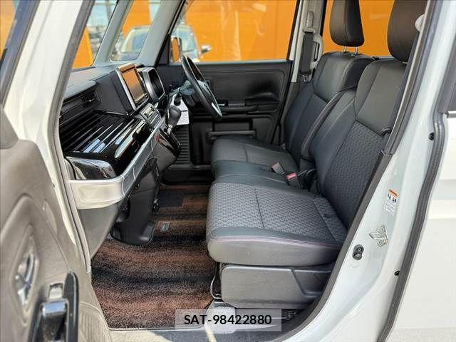 Suzuki SPACIA 2018-09 7458027-16
