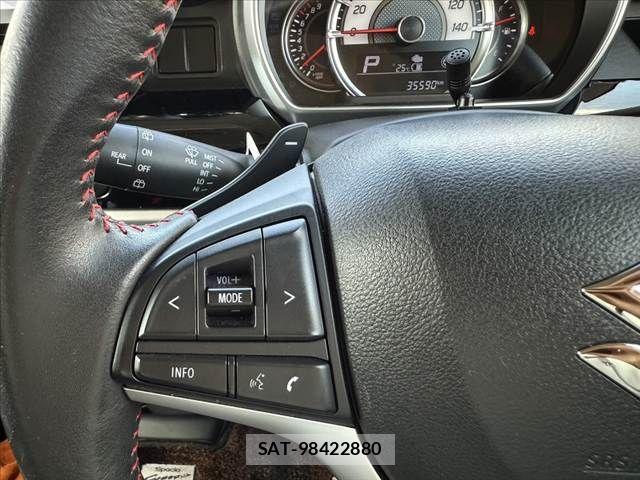 Suzuki SPACIA 2018-09 7458027-20