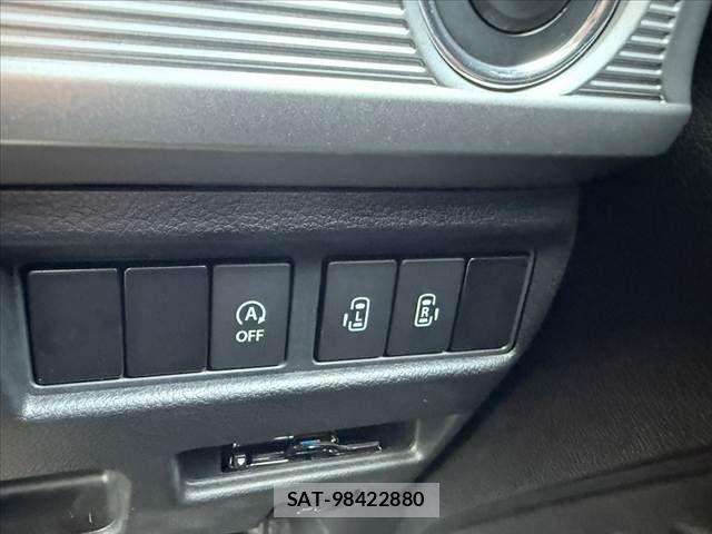 Suzuki SPACIA 2018-09 7458027-22