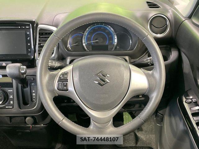 Suzuki SPACIA 2015-06 7458036-11