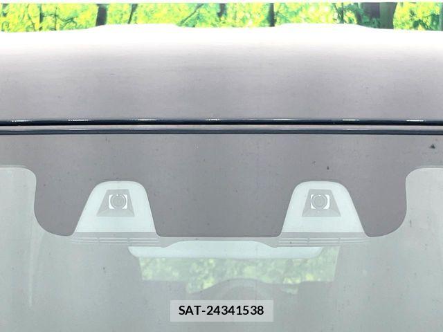 Suzuki SPACIA 2021-10 7458023-4