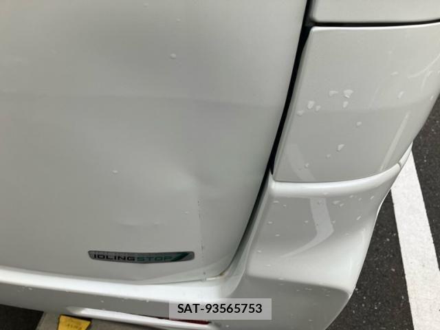 Suzuki SPACIA 2013-07 7458038-9