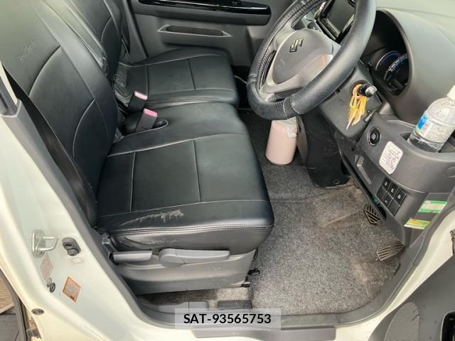 Suzuki SPACIA 2013-07 7458038-14