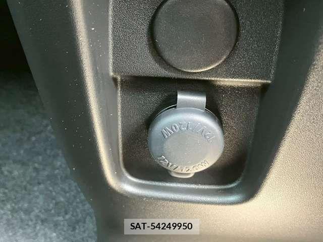 Suzuki SPACIA 2026-02 7458013-13
