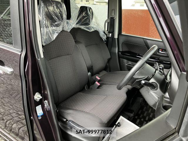 Suzuki SPACIA 2017-09 7502962-11