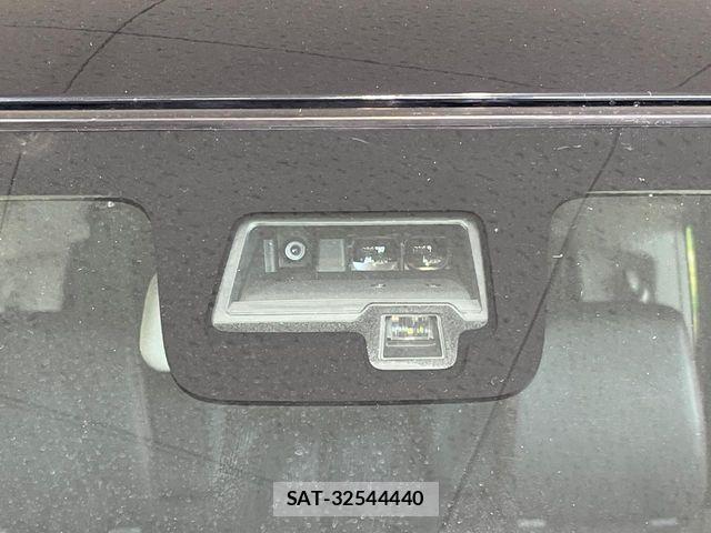 Suzuki SPACIA 2018-08 7620264-2