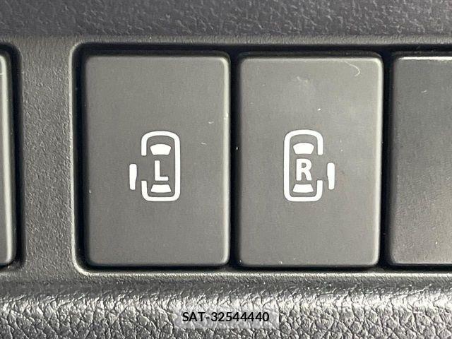 Suzuki SPACIA 2018-08 7620264-5