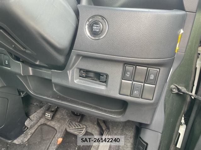 Suzuki SPACIA 2013-09 7620269-11