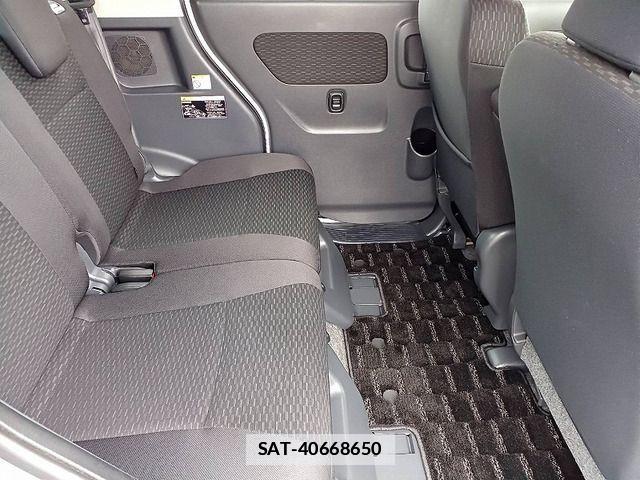 Suzuki SPACIA 2013-08 7903431-13