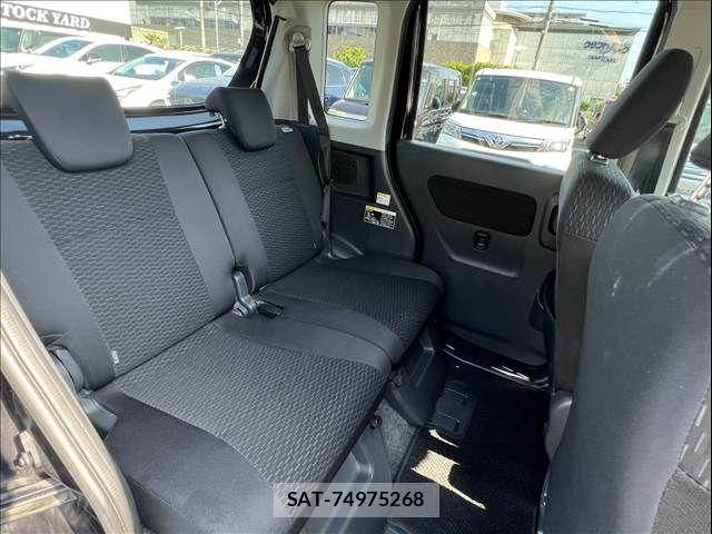 Suzuki SPACIA 2013-12 7981079-13