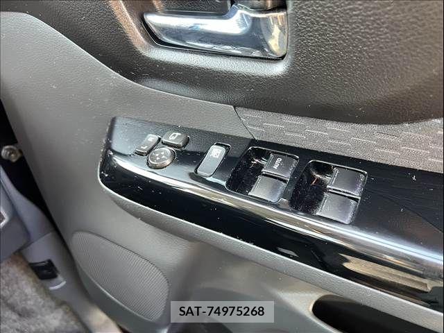 Suzuki SPACIA 2013-12 7981079-25