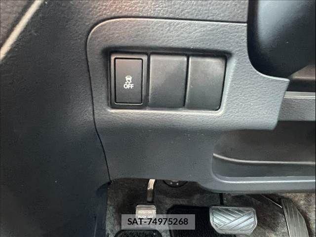 Suzuki SPACIA 2013-12 7981079-27