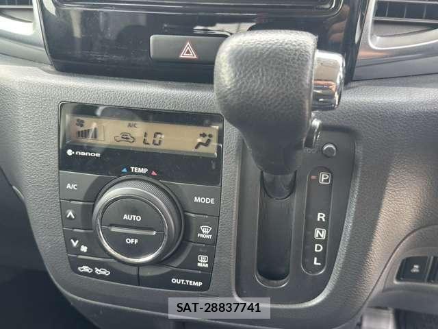 Suzuki SPACIA 2015-07 7981080-29