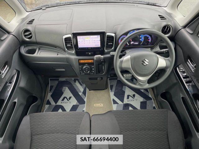 Suzuki SPACIA 2014-08 7981081-1