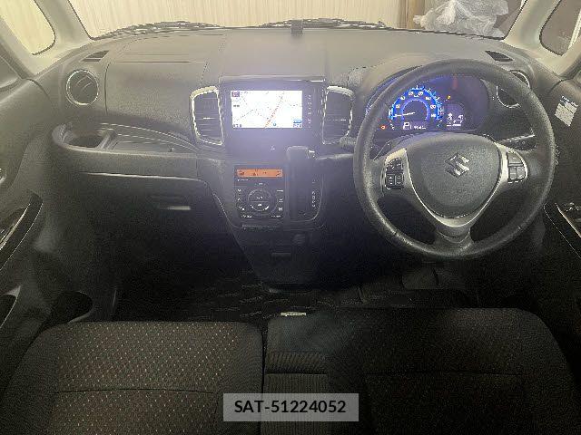 Suzuki SPACIA 2015-09 7981077-1