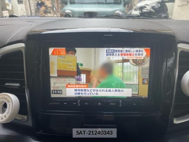 Suzuki SPACIA 2014-09 7981082-11