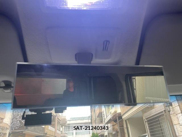 Suzuki SPACIA 2014-09 7981082-16