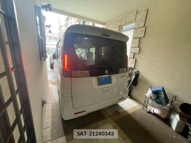 Suzuki SPACIA 2014-09 7981082-1