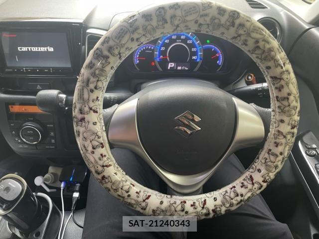 Suzuki SPACIA 2014-09 7981082-7