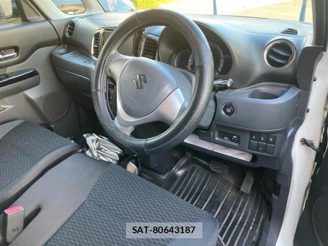 Suzuki SPACIA 2013-07 8038408-15