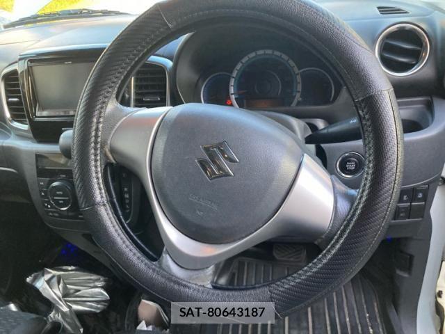 Suzuki SPACIA 2013-07 8038408-17