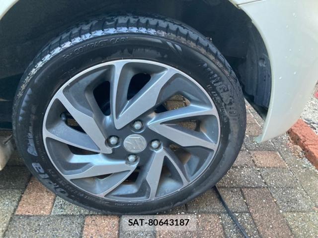 Suzuki SPACIA 2013-07 8038408-6