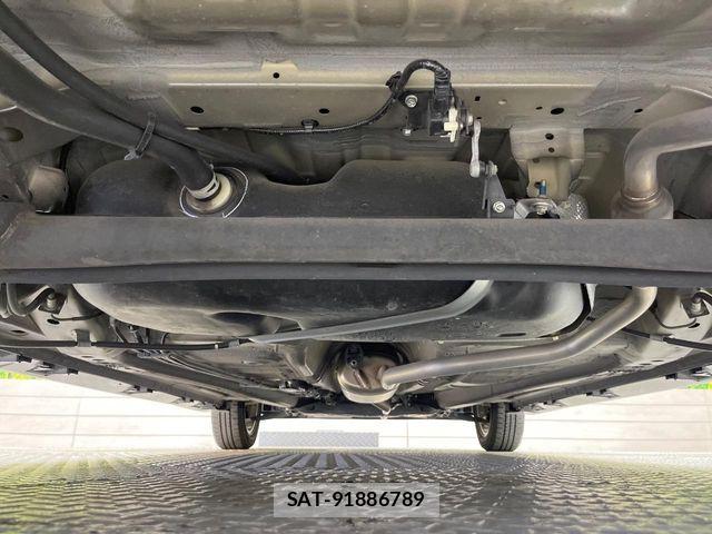 Suzuki SPACIA 2019-09 8038393-18