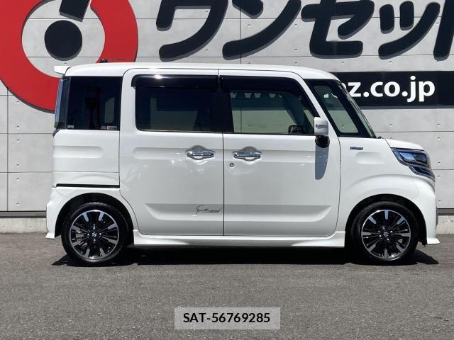 Suzuki SPACIA 2019-02 8038392-19