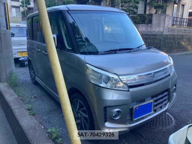 Suzuki SPACIA 2013-10 8038407-0