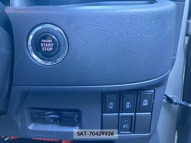 Suzuki SPACIA 2013-10 8038407-10