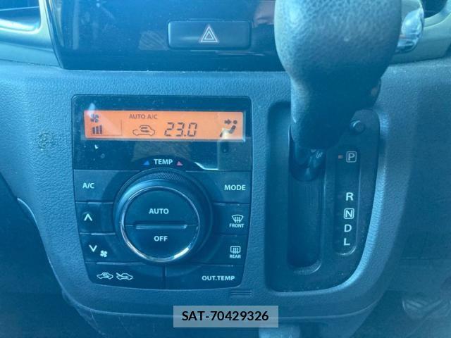 Suzuki SPACIA 2013-10 8038407-11