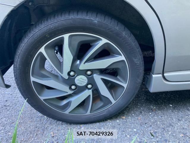 Suzuki SPACIA 2013-10 8038407-4