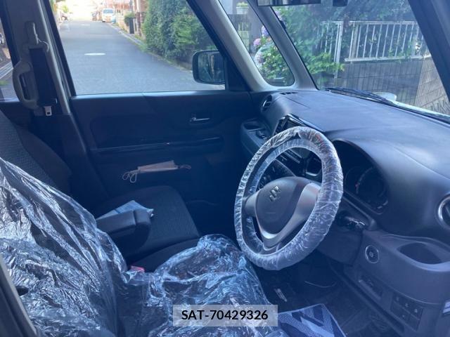 Suzuki SPACIA 2013-10 8038407-8