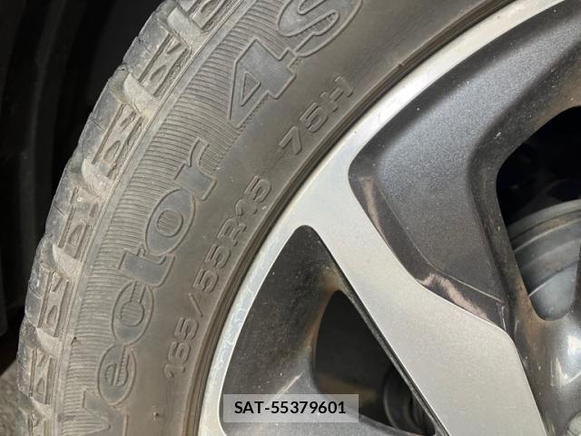 Suzuki SPACIA 2013-09 8038406-9