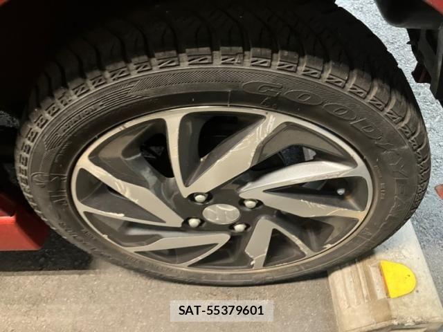 Suzuki SPACIA 2013-09 8038406-5