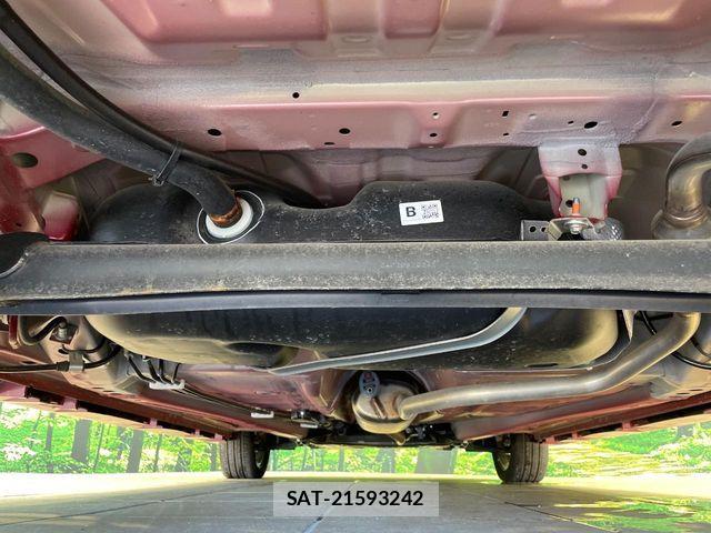 Suzuki SPACIA 2024-07 8038377-18