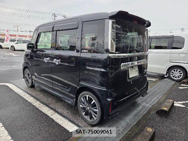 Suzuki SPACIA 2019-11 8038395-3