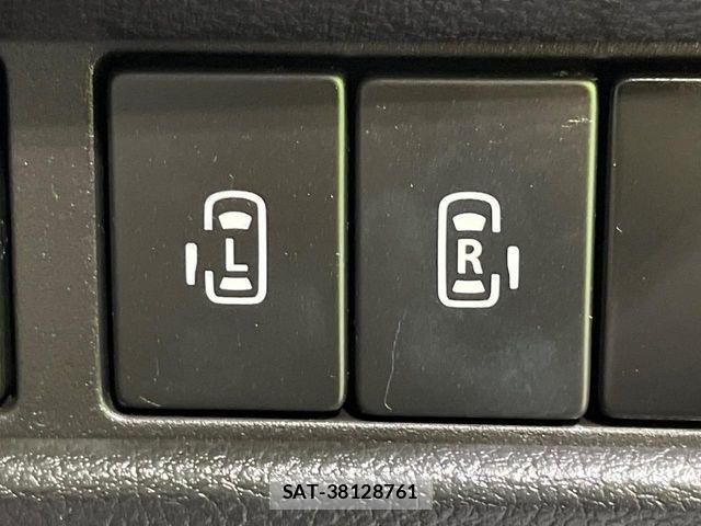 Suzuki SPACIA 2019-06 8038387-4